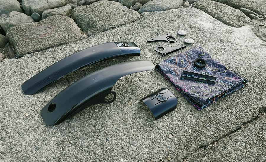 Blatník zadní Mucky Nutz MudGuard - černý