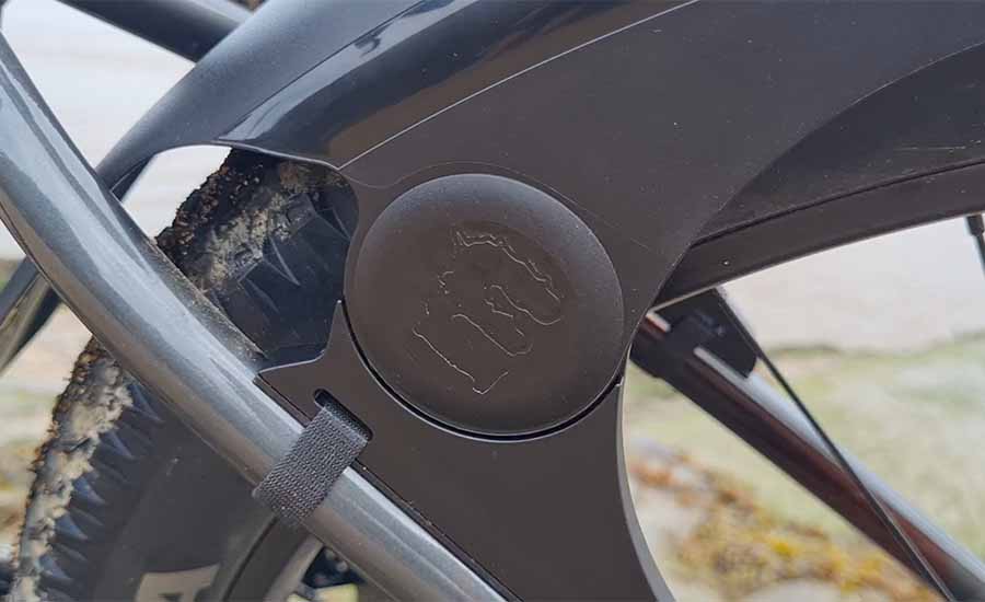 Blatník zadní Mucky Nutz MudGuard - černý
